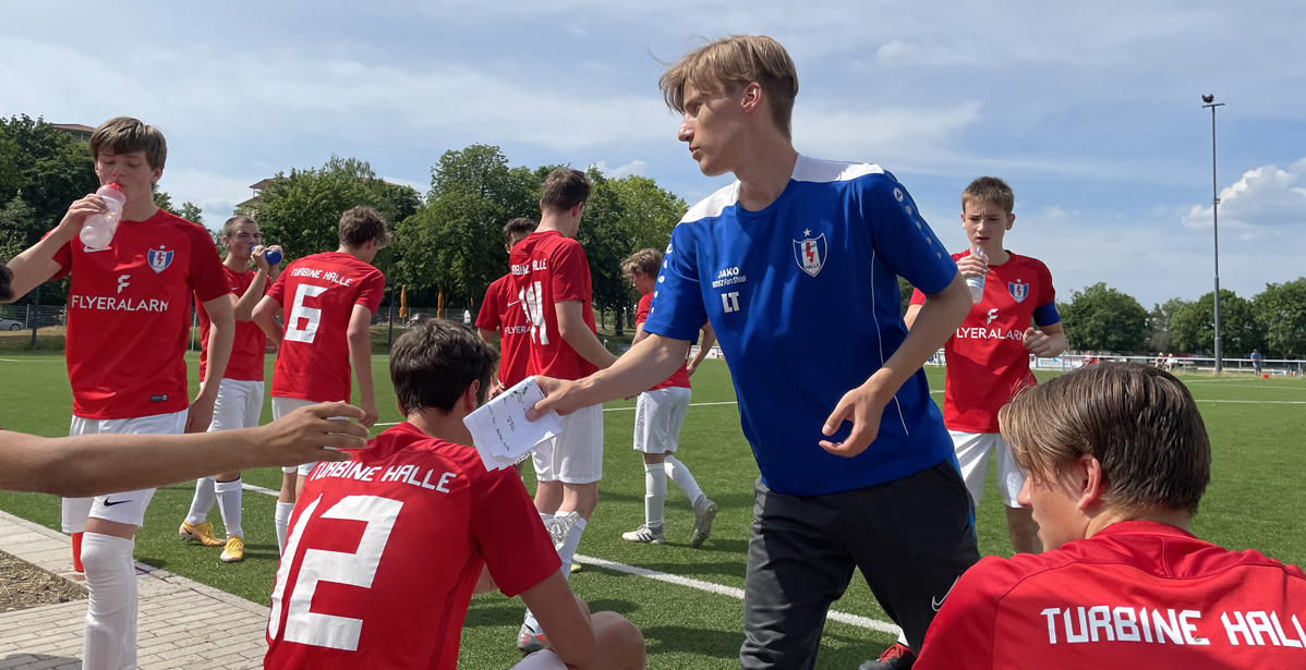 Halbzeitansprache von Coach Leon Thürkow