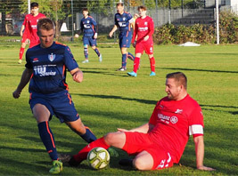 Turbine II gewinnt 3:2 in Ammendorf. Hier bleibt Linnart Klaube Zweikampfsieger