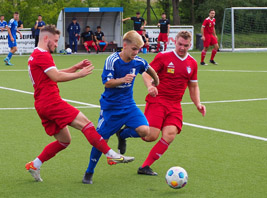 Janos Körtge und Johann Kowalewicz im Duell mit Bennstedts Löser