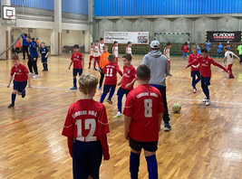 Unsere E2-Junioren vor Beginn des Turniers in Freyburg