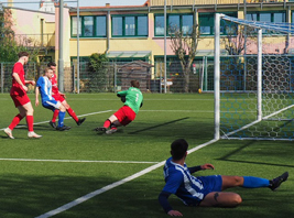 Pit Dannemann erzielt für Turbine II gegen Motor das 2:0